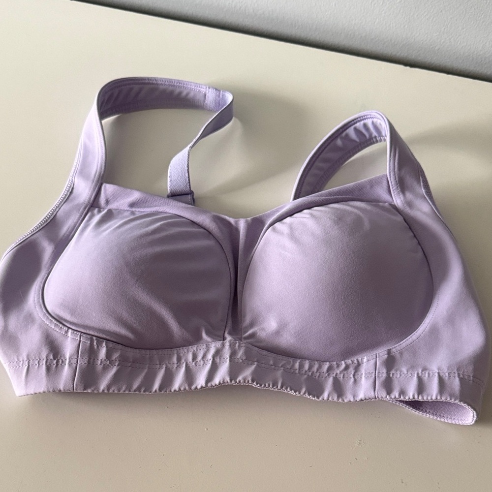 Lululemon bra size 38C